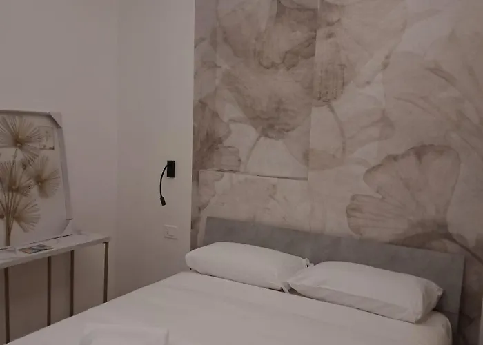 Laurina Collection 4*